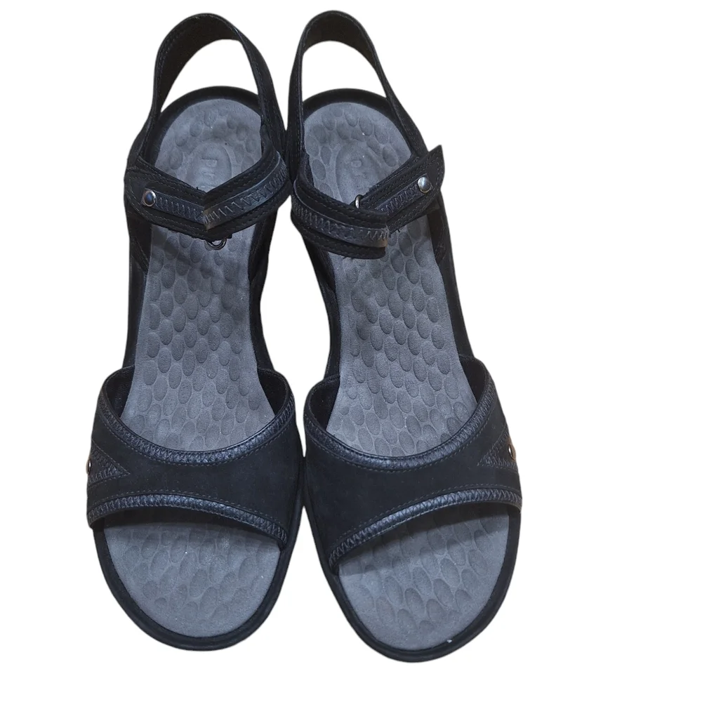 Privo by Clarks Black Wedge Heel Adjustable Strap Leather Sandals Women's sz9M
